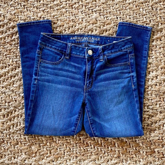 American Eagle Outfitters Denim - American Eagle High Waisted Cropped Jegging Size 4